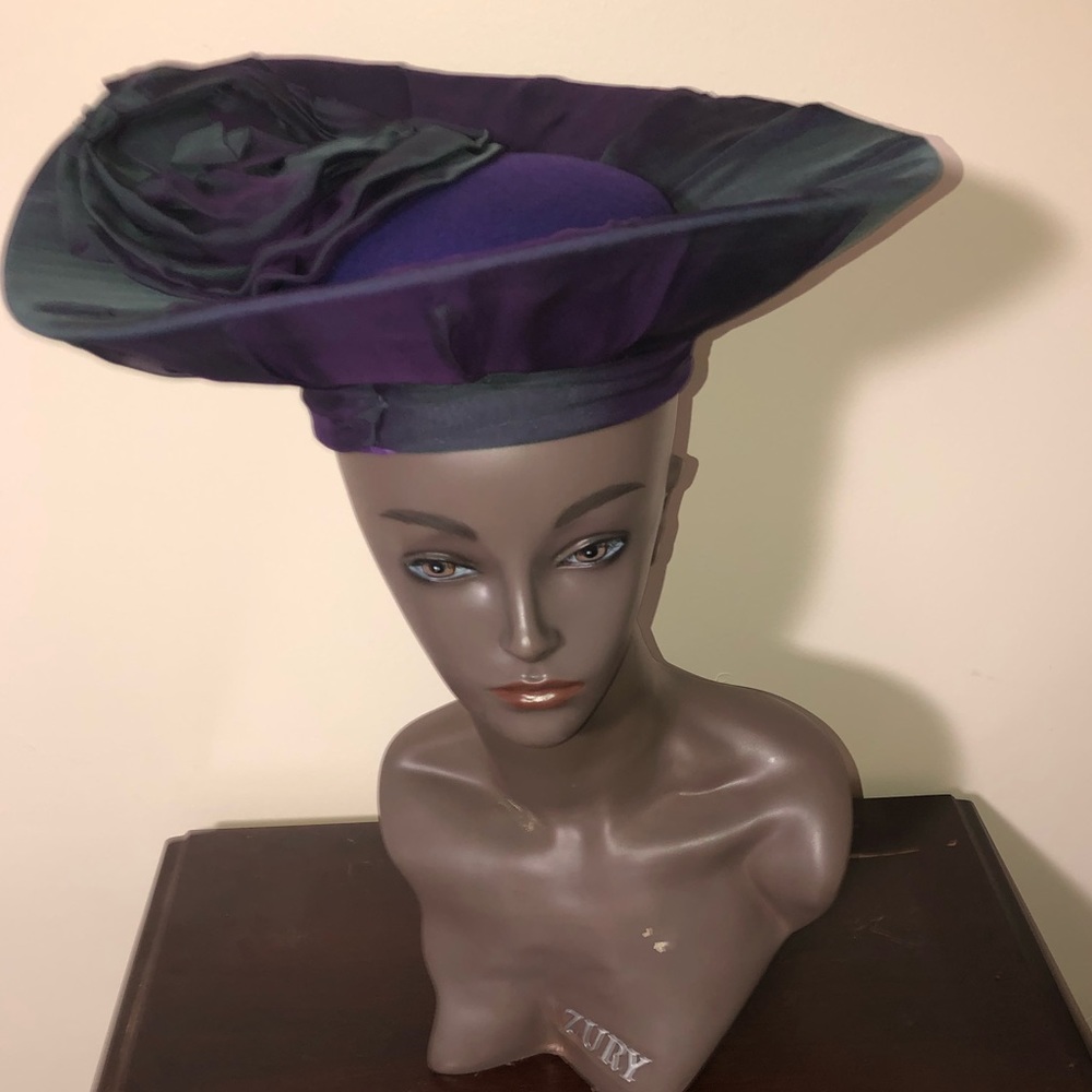 Hat - Picture 4 of 4